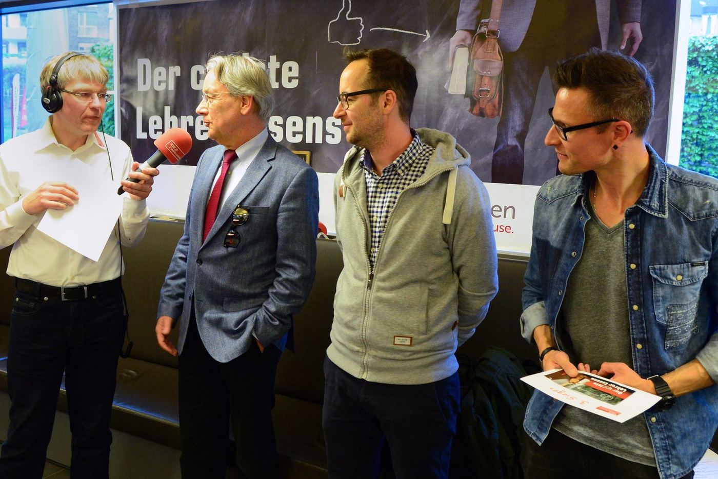 Während der Live-Sendung von Radio Essen wurde abgestimmt, wer der coolste Lehrer der Stadt ist. Foto: Radio Essen